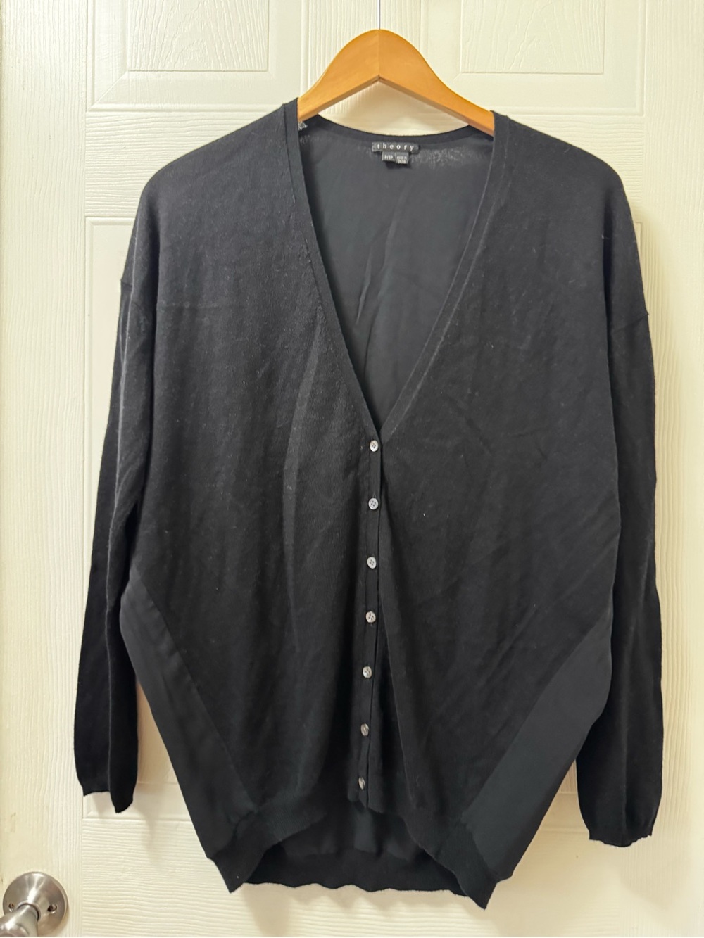 Theory Black womens  V-Neck Button Cardigan